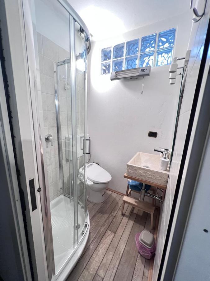 Solution Home Corso Garibaldi Milan Luaran gambar